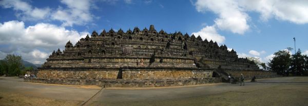 Borobudur_7069-7071_T.jpg