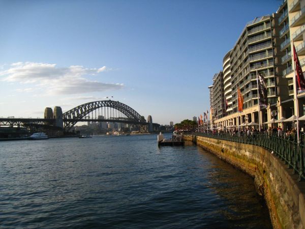 IMG_0107_sydney_harbour.JPG