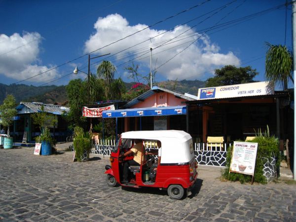 IMG_5881_lac_atitlan.JPG