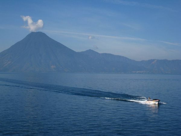 IMG_5990_lac_atitlan.JPG