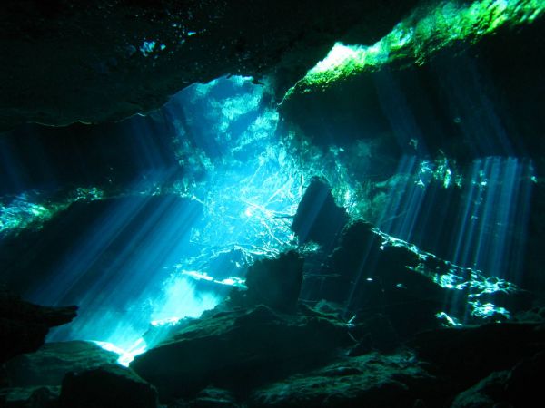 IMG_4962_cenote_chacmool.JPG