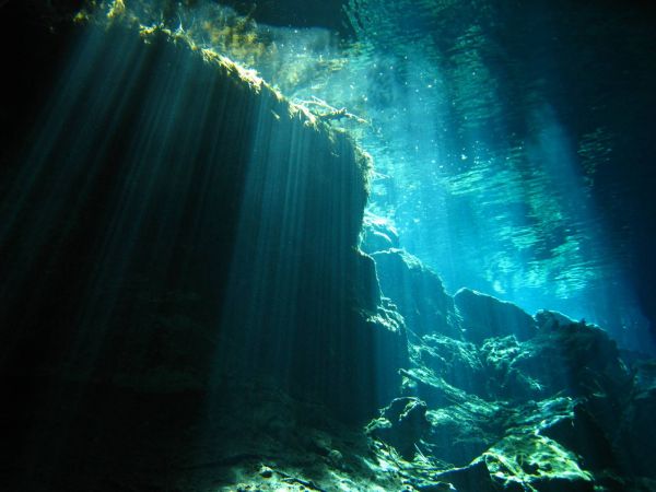 IMG_4997_cenote_chacmool.JPG