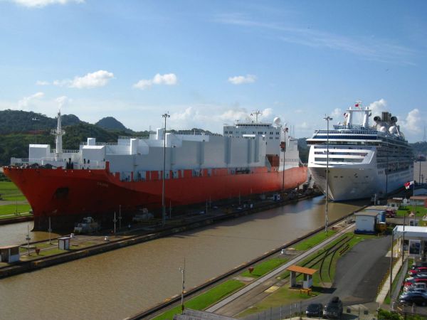 IMG_6045_canal_de_panama.JPG